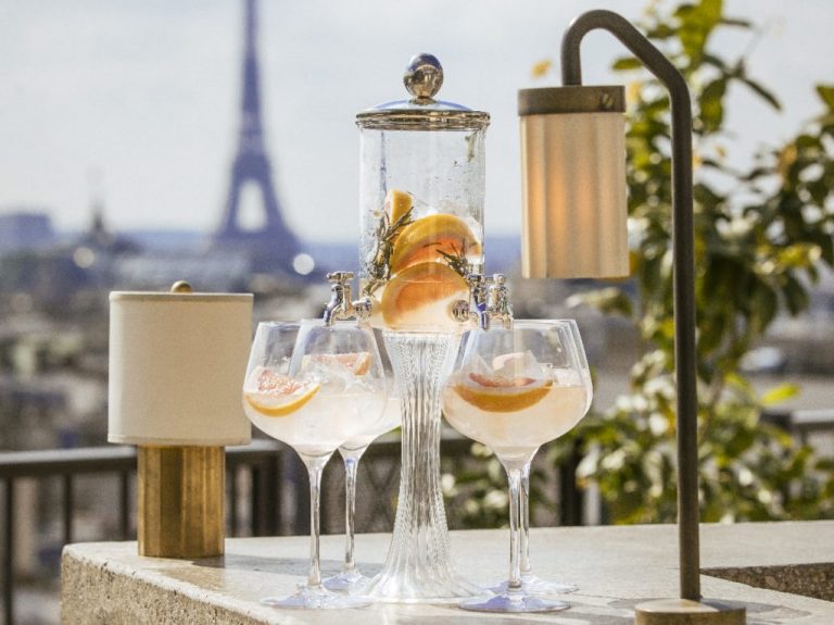 View of the Eiffel Tower from the terrace of Perruche restaurant